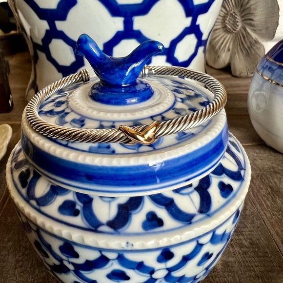 David Yurman X Classic Cable Station Bracelet in Sterling Silver & 18K Rose Gold - Picture 9 of 14